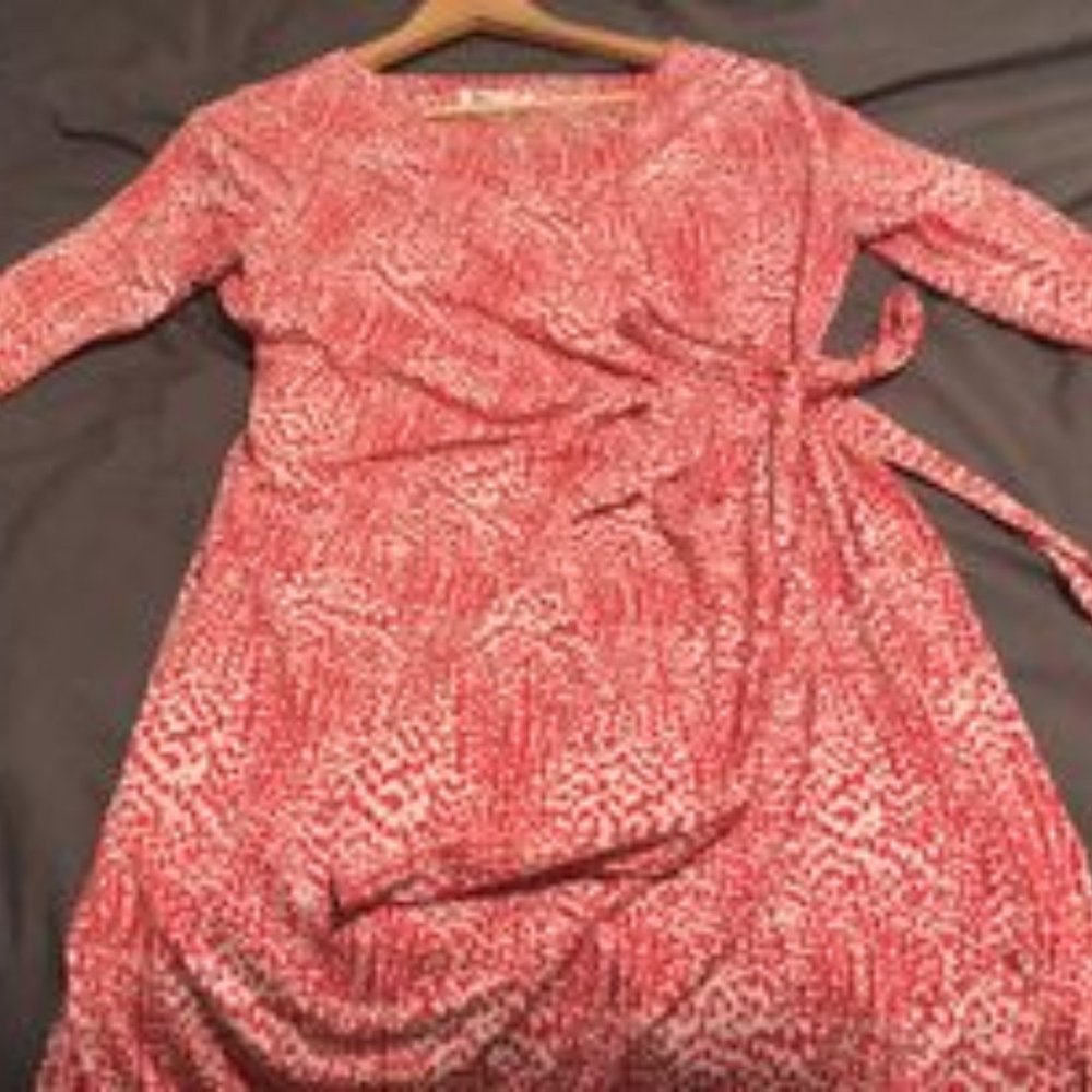 Motherhood red and white faux wrap tea-length maternity dress size medium